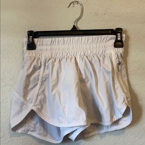 White lululemon tracker shorts